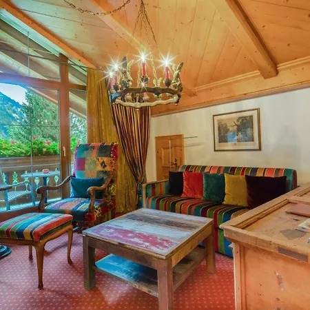 Sunneschloessli Tannheimer Tal Нессельвенгле